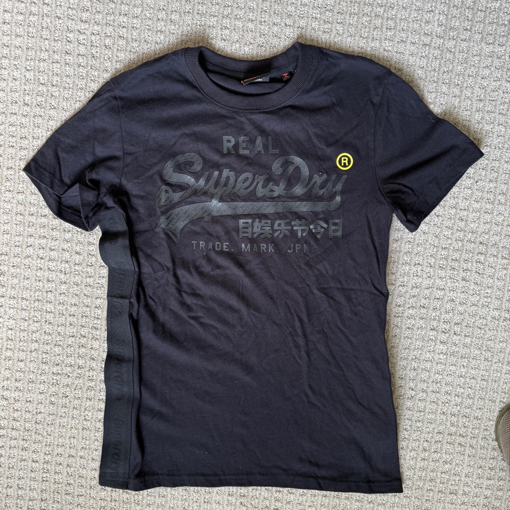 Superdry T shirt